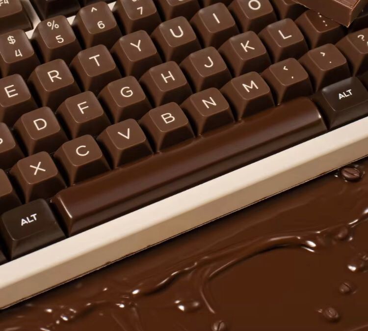 🖥️ كيبورد احترافي بتصميم عصري